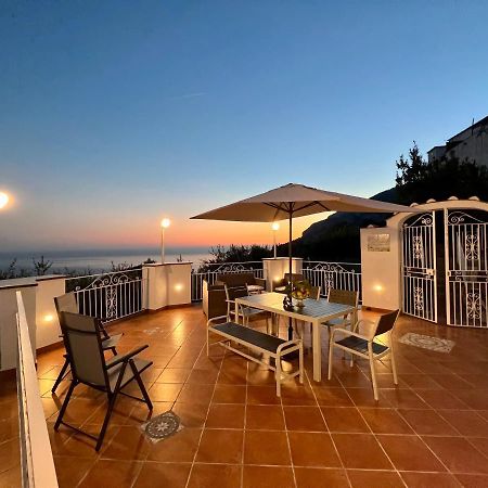 Infinity Experience Casa Vacanza Incantevole Con Terrazzo Скала Экстерьер фото